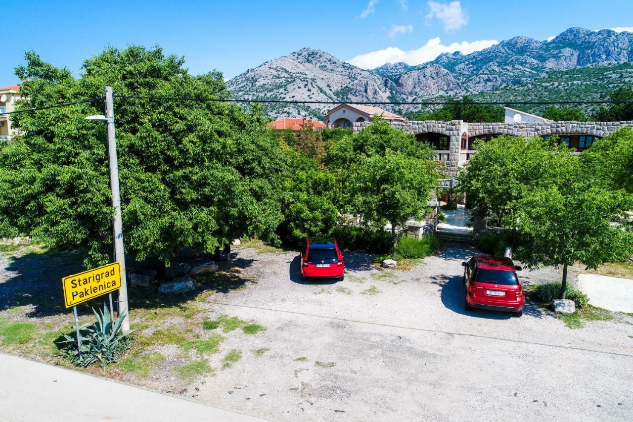 Apartmani I Sobe Dinko Starigrad Paklenica Buitenkant foto